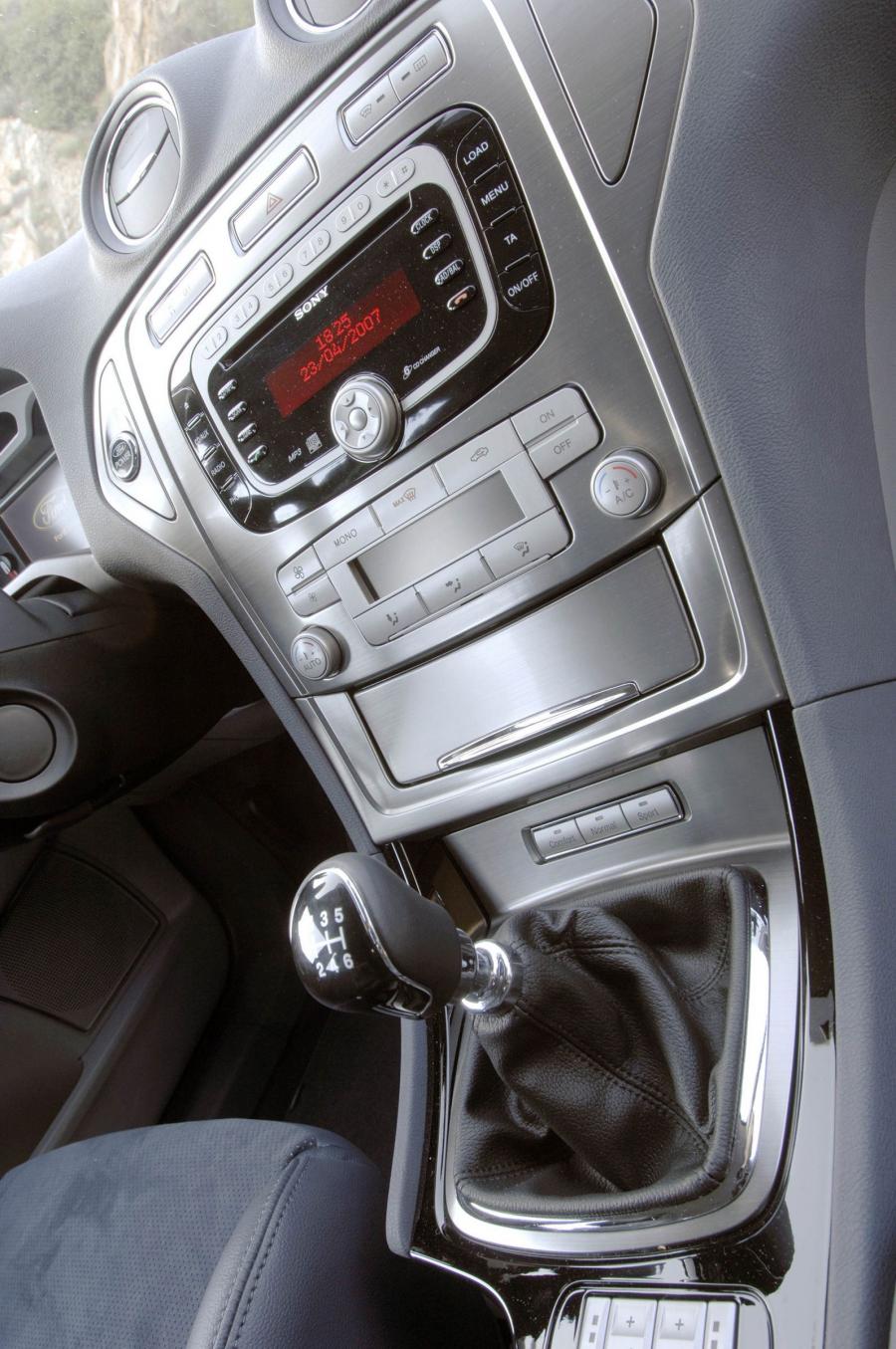  Ford Mondeo 2007 года  (фото 7 из 76)
